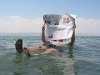 Marea Moarta este cea mai sarata din
lume, avand intre 288g si 325g de
sare/litru de apa! (Prin comparatie, apa
de mare contine in medie 35g). Marea
Moarta e atat de sarata, incat niciun
peste nu ...