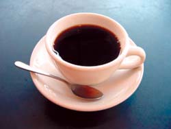 Cafeaua reduce cu 60 % riscul de aparitie a diabetului de tip 2, mai ales la persoanele care au in familie suferinzi de aceasta...