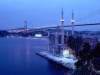 Orasul Istanbul, din Turcia, este
singurul oras din lume situat pe doua
continente, Europa si Asia. Partea
europeana este unita de cea asiatica
prin doua poduri, in lungime de cate
1510 metri: Primul ...
